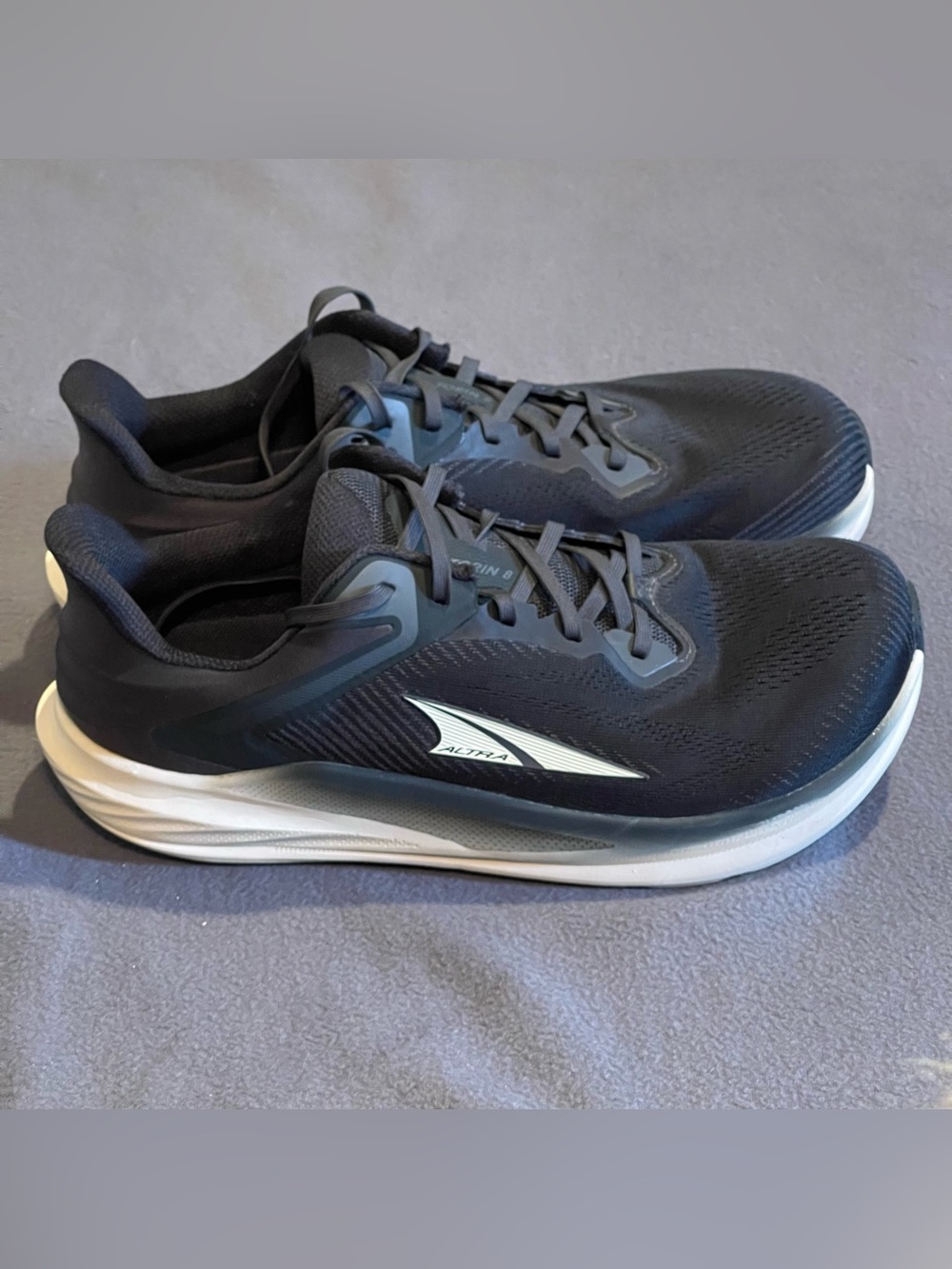 Altra Torin 8 running shoes mens 11 pre-owned condition